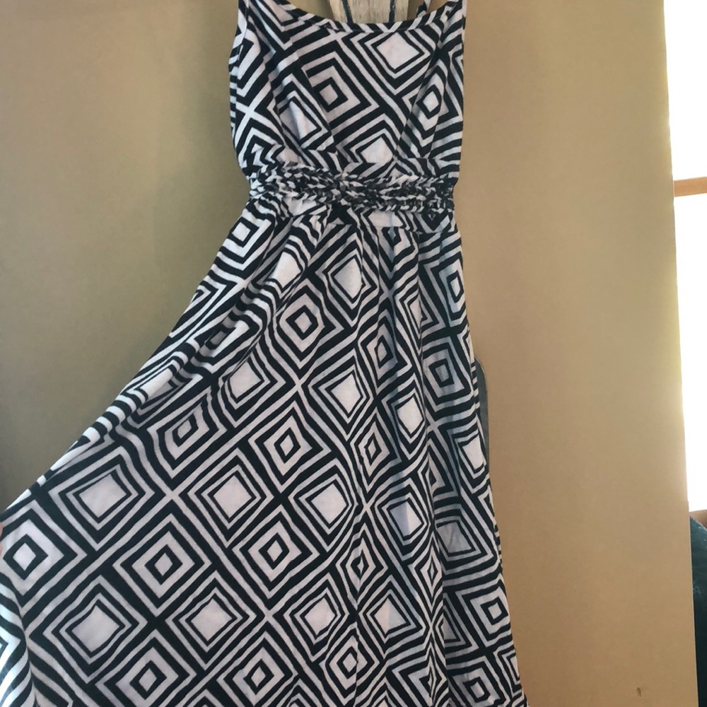 Spring Dress - Picture 4 of 4